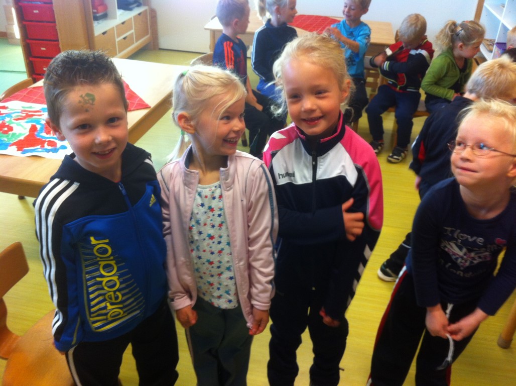 Groep 1-2 B helemaal klaar voor het nieuwe thema ’klaar voor de start’