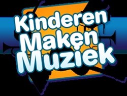 Kinderen maken muziek