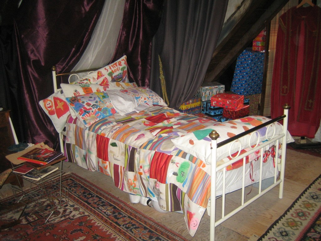 Groepen 3 naar het Sinterklaashuis 