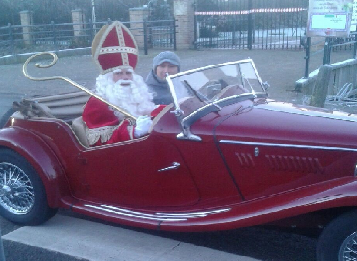 Sint aangekomen op school en Peuterschool