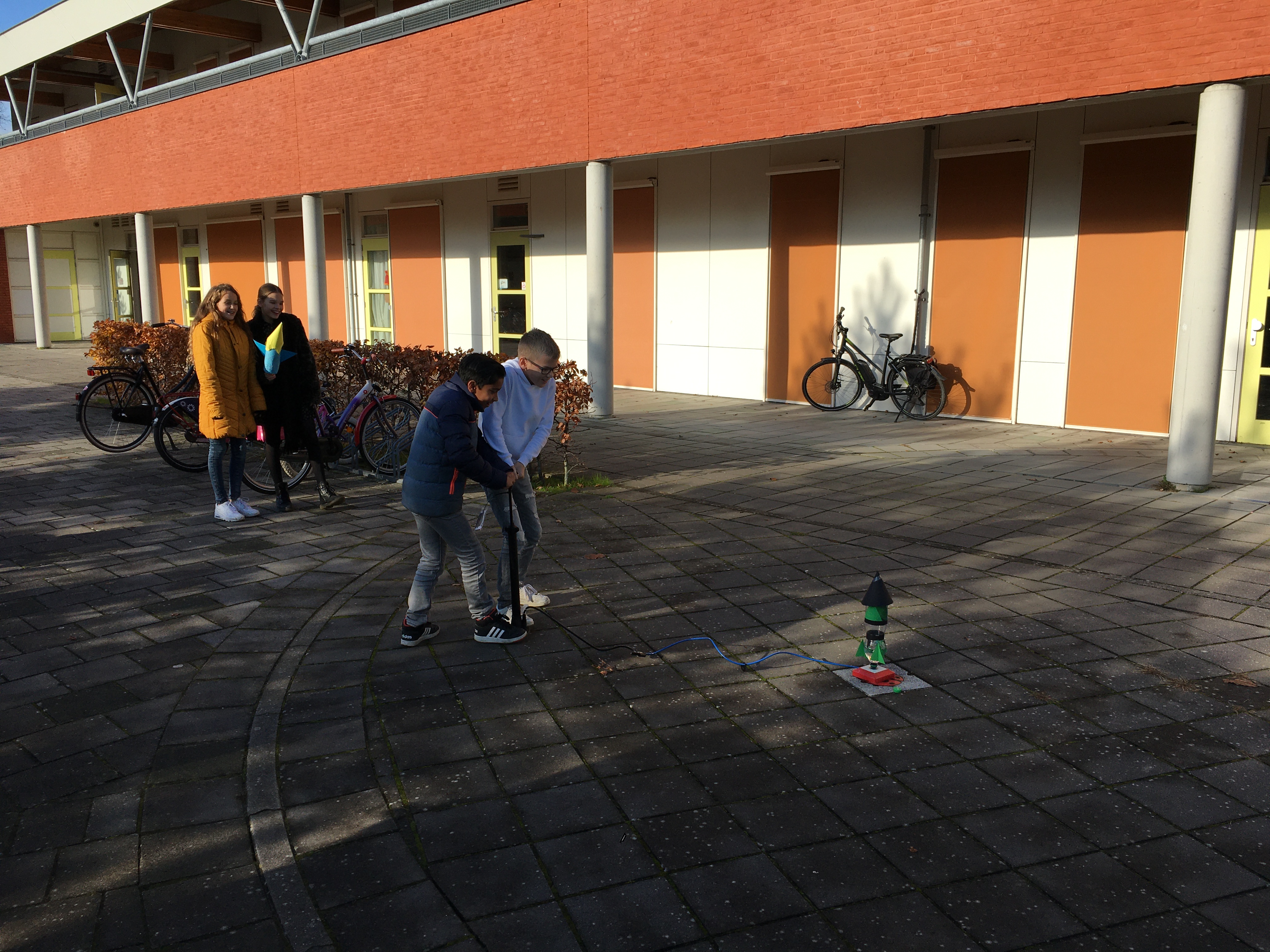 Opening nieuwe thema 